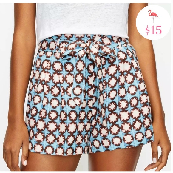 LOFT Pants - 🆕 LOFT Paperbag Shorts in Sunwashed Floral Linen Blend. Size S. NWOT.